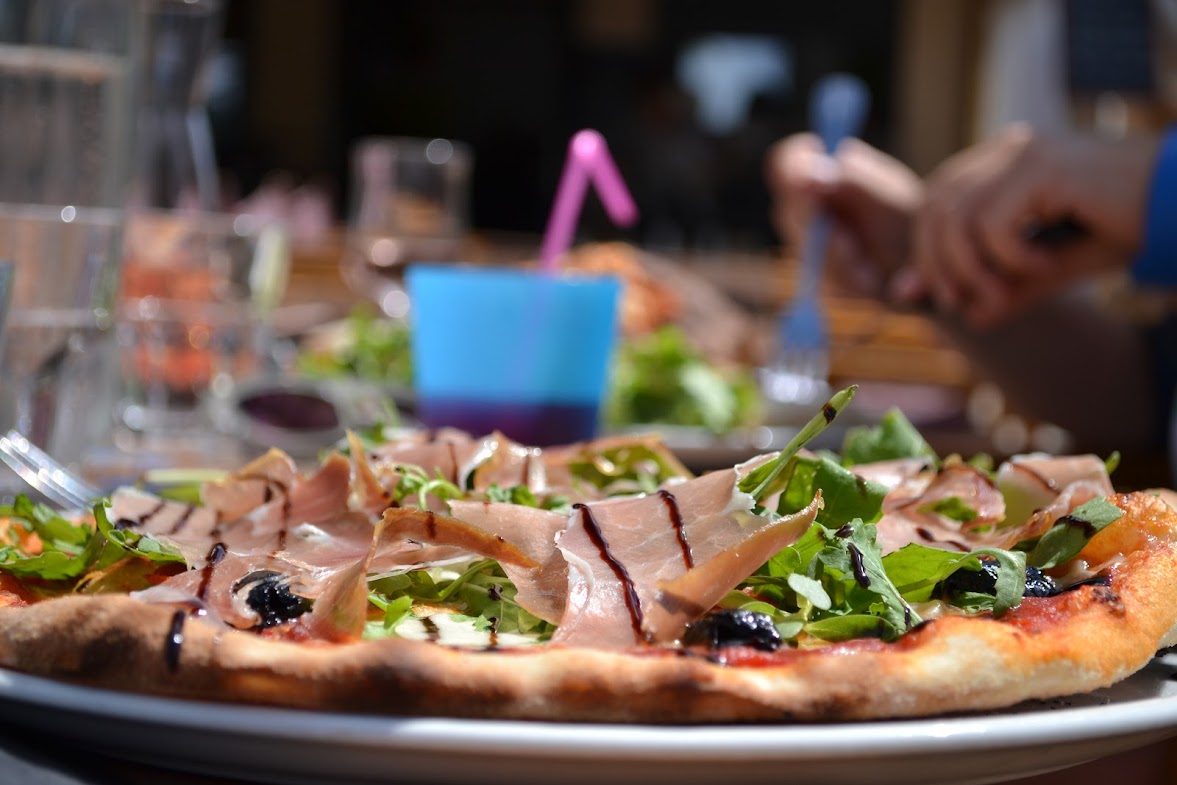Wood-fired pizza at L'Annexe restaurant, Détente et Clapotis campsite Lac de Paladru