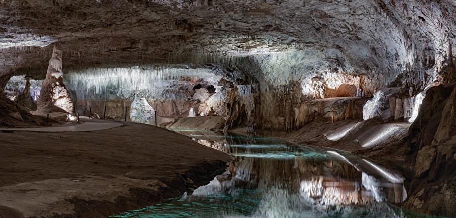Grottes de Choranche dans le Vercors, à 1h15 du camping Détente et Clapotis
