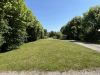 Allée arborée du camping familial Détente et Clapotis en Isère