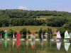 Activités nautiques en famille - paddle et kayak sur le Lac de Paladru en Isère